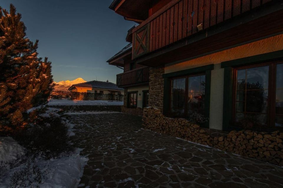 Vila Araya Mlynica Bed and Breakfast in Slovakia