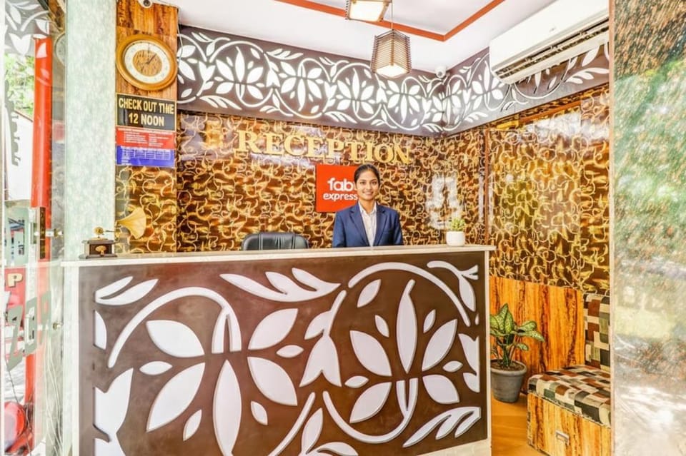 FabHotel Gazal Residency Hotel in Lucknow