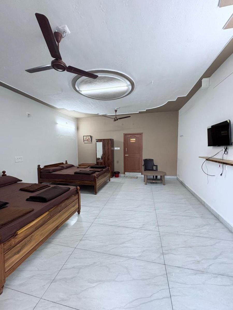 Doctors Homestay anex Vacation rental in Tamil Nadu