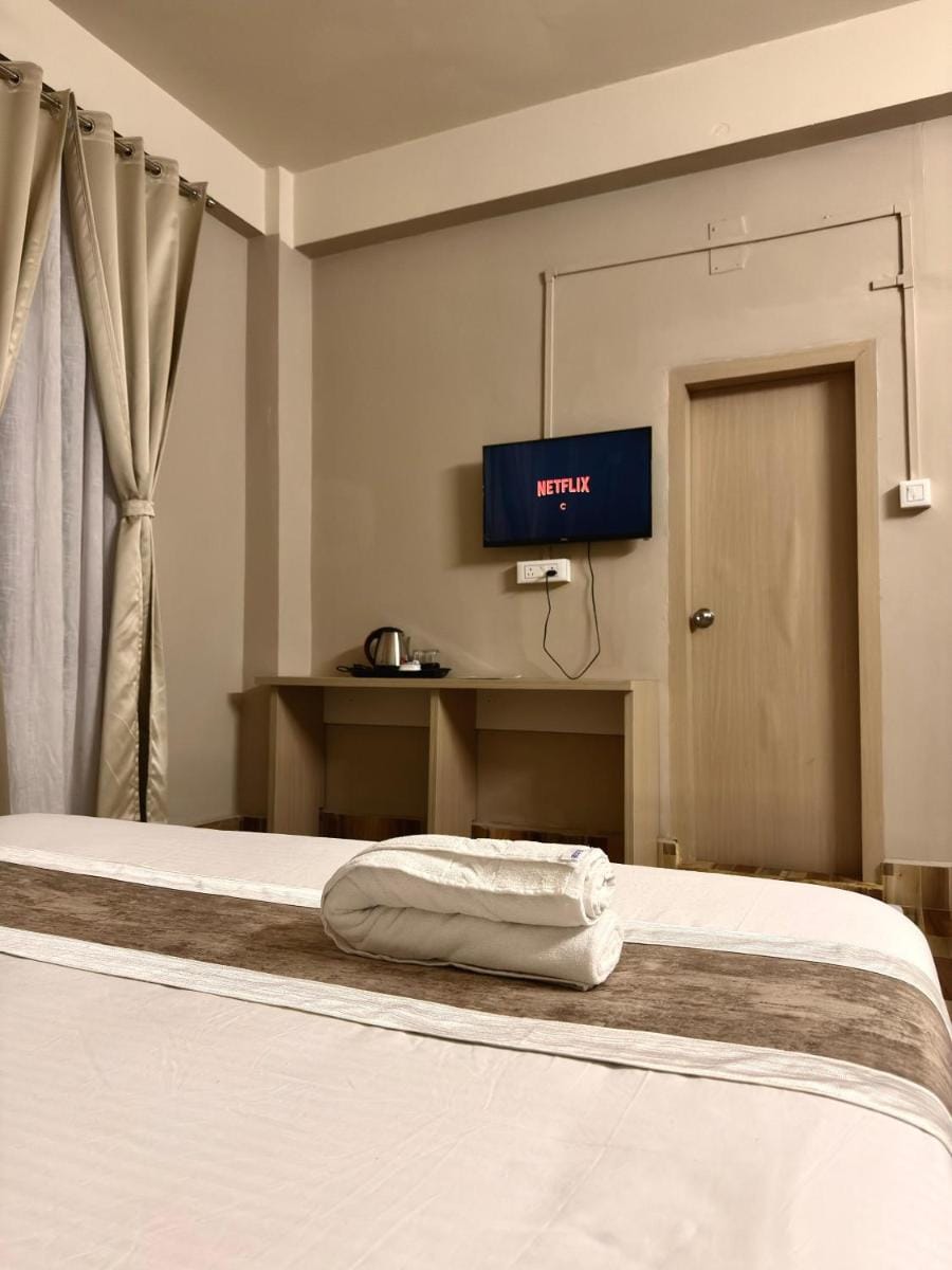 Restel Guest House Bed and Breakfast in Bangladesh