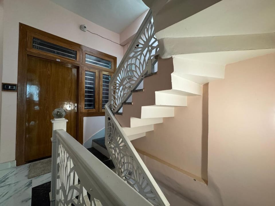 Layshri Homestay Vacation rental in Uttar Pradesh