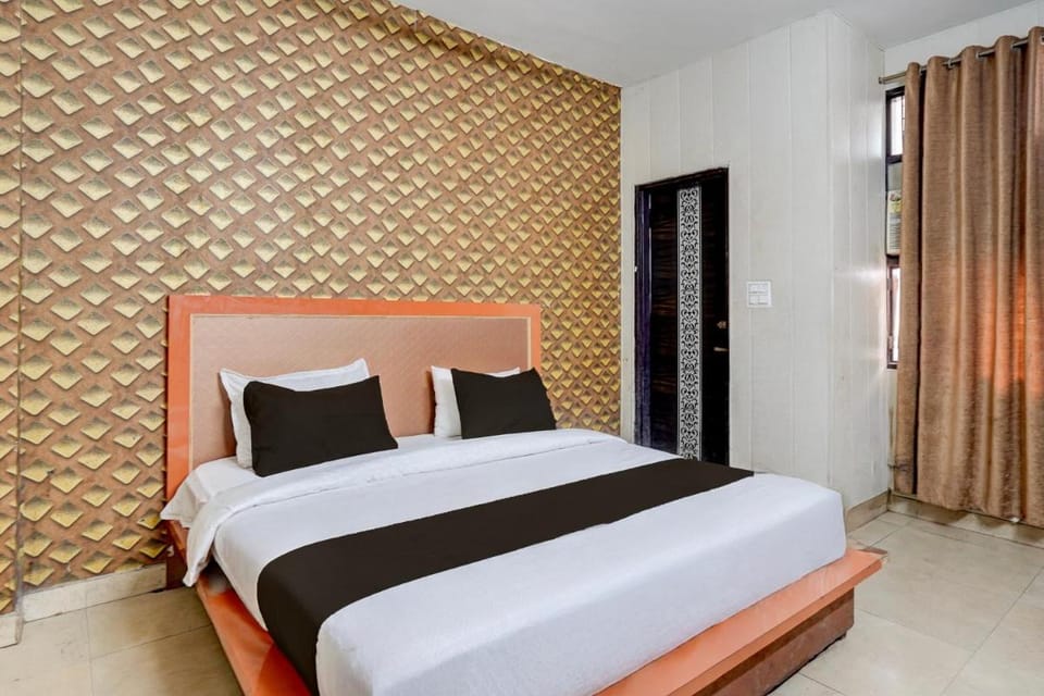 Hotel O The Majestic Residency Hotel in Delhi