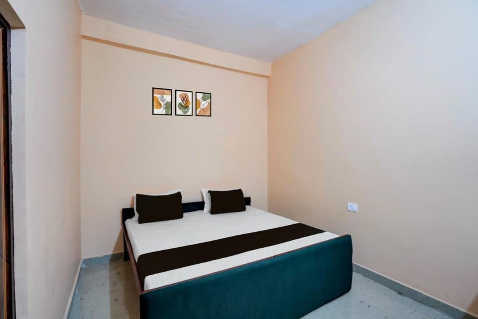 Hotel O The SKY INN Hotel in Lucknow