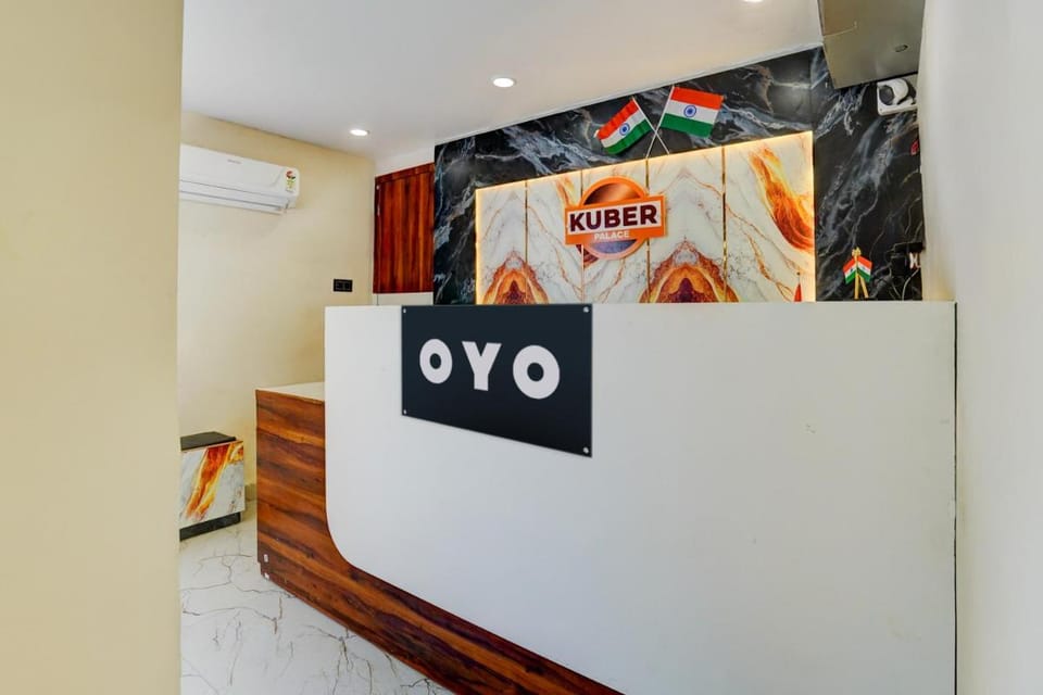 Hotel O Kuber Palace Hotel in Varanasi