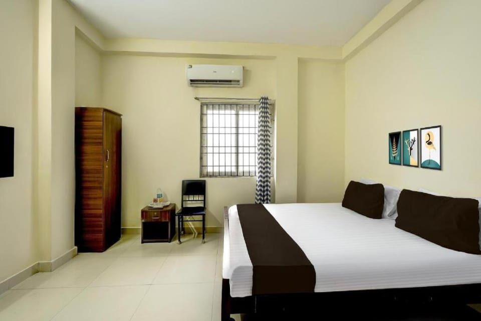 Aditya Residency SRI Ramachandra Medical College Hotel in Chennai