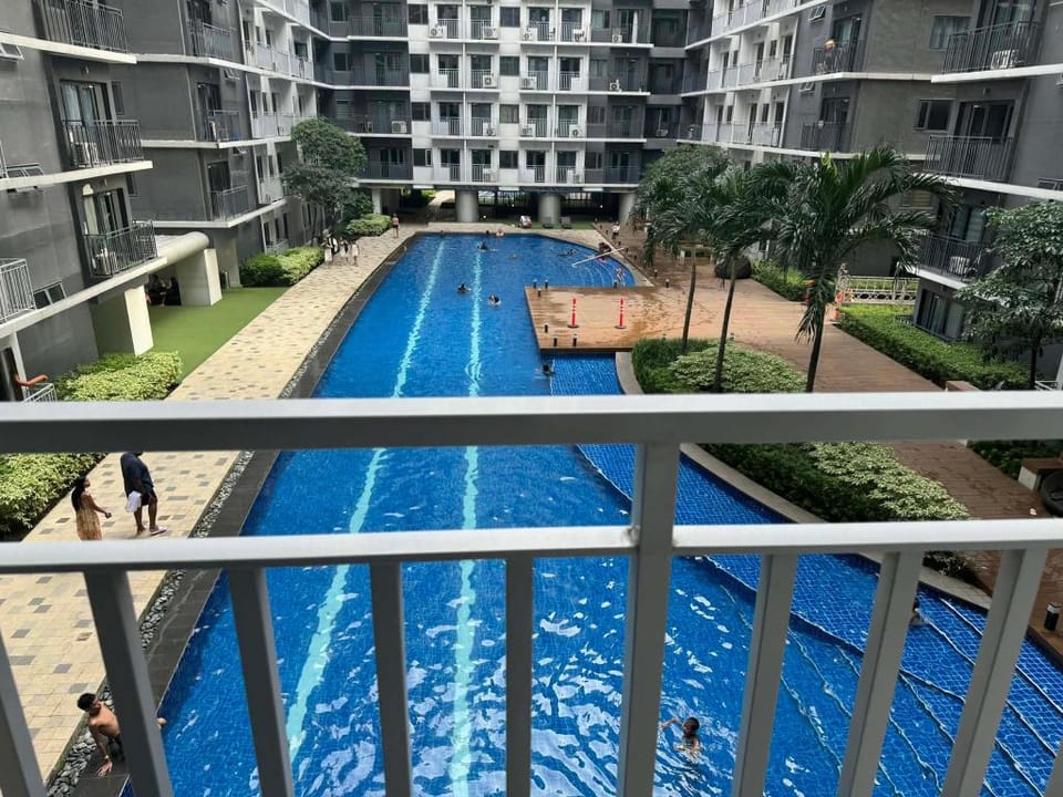 CATALINO ROOM in MOA Near PARQAL/ASENA/SMX Hotel in Pasay