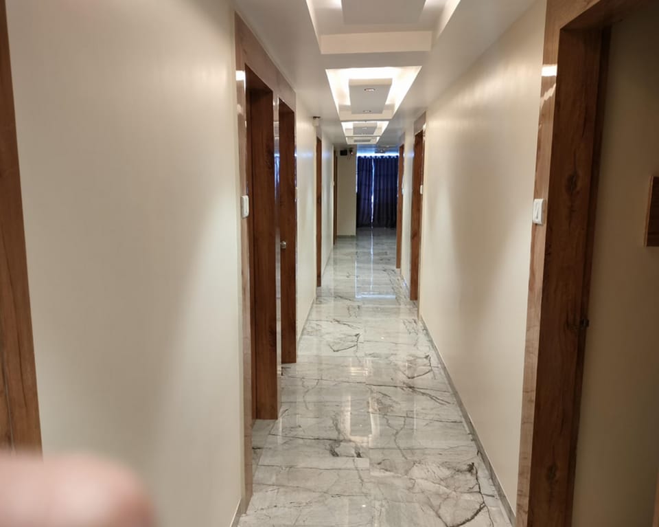 Hotel ayaank Hotel in Ahmedabad