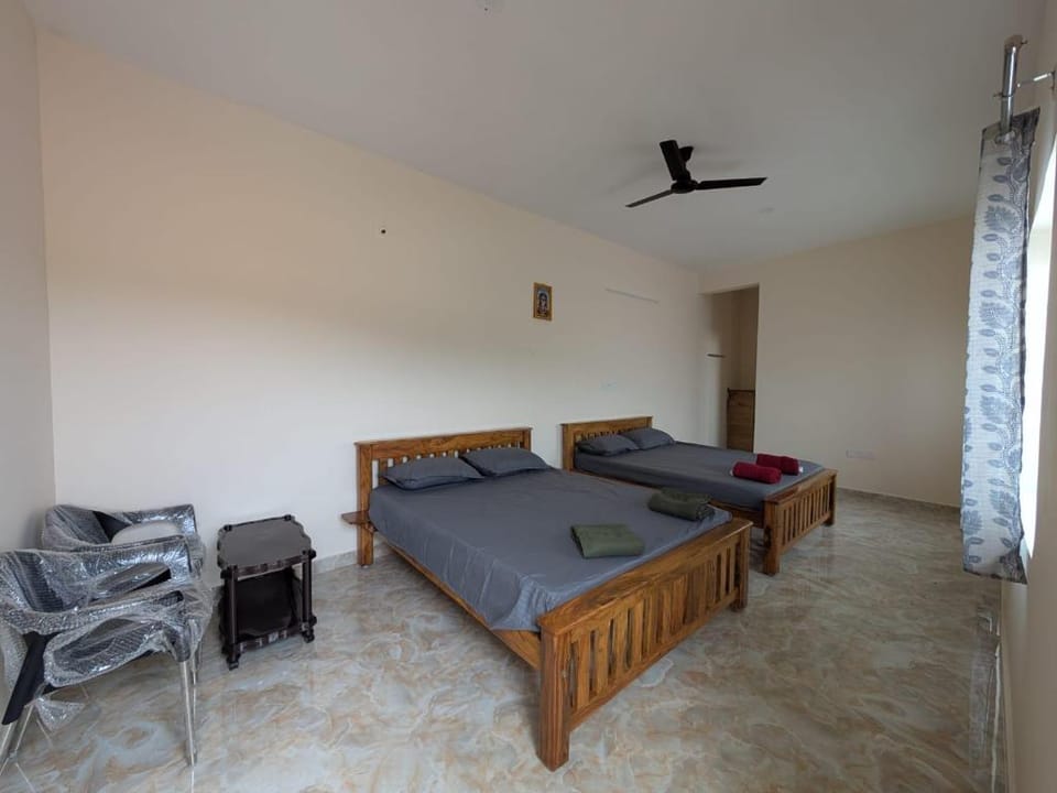 Halevoorama Complex Temple Rooms Hotel in Kerala
