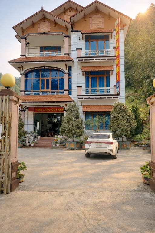 Vân Luông Motel Sơn La Hotel in Laos
