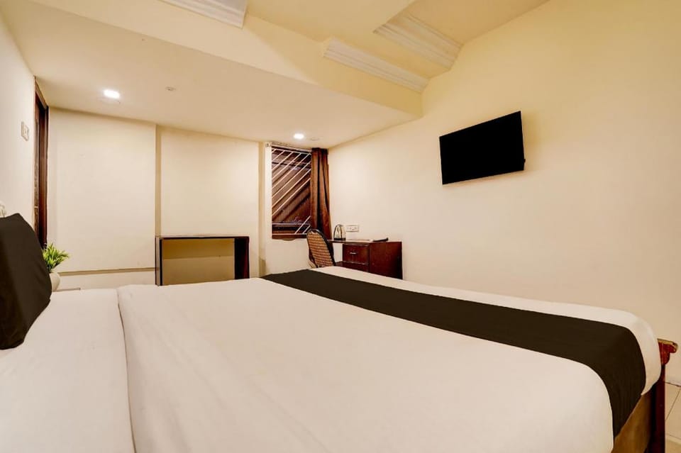 Hotel O Benz Circle Vijaywada Formerly Akshaya Pri Hotel in Vijayawada