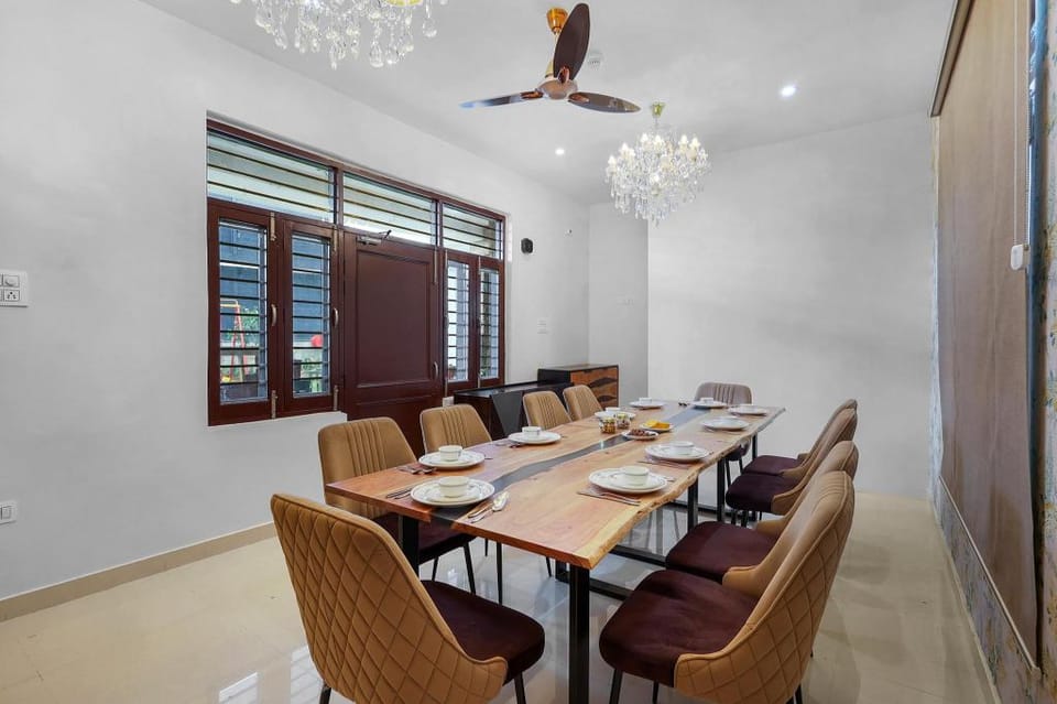 Esh Cottages by ELIVAAS, Palampur Hotel in Punjab, India