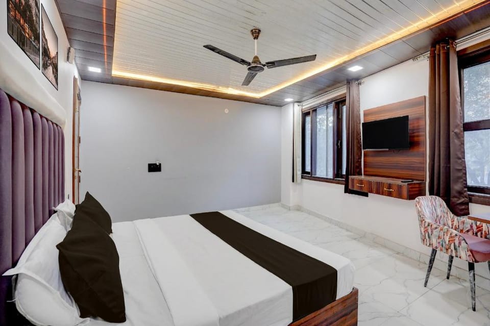 Hotel O Tuesday Suites Hotel in Noida