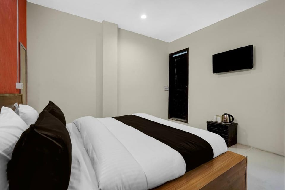 Hotel O The Amor INN Hotel in Delhi