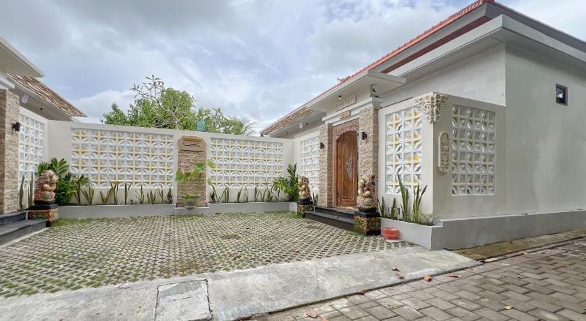 The Lavana Villa Pramestha River Side Villa in Abiansemal