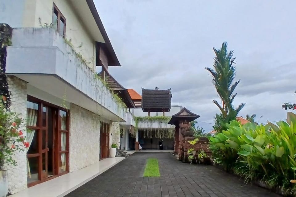 The Lavana Taman Dewata Villa near Desa Panglipuran Hotel in Blahbatuh