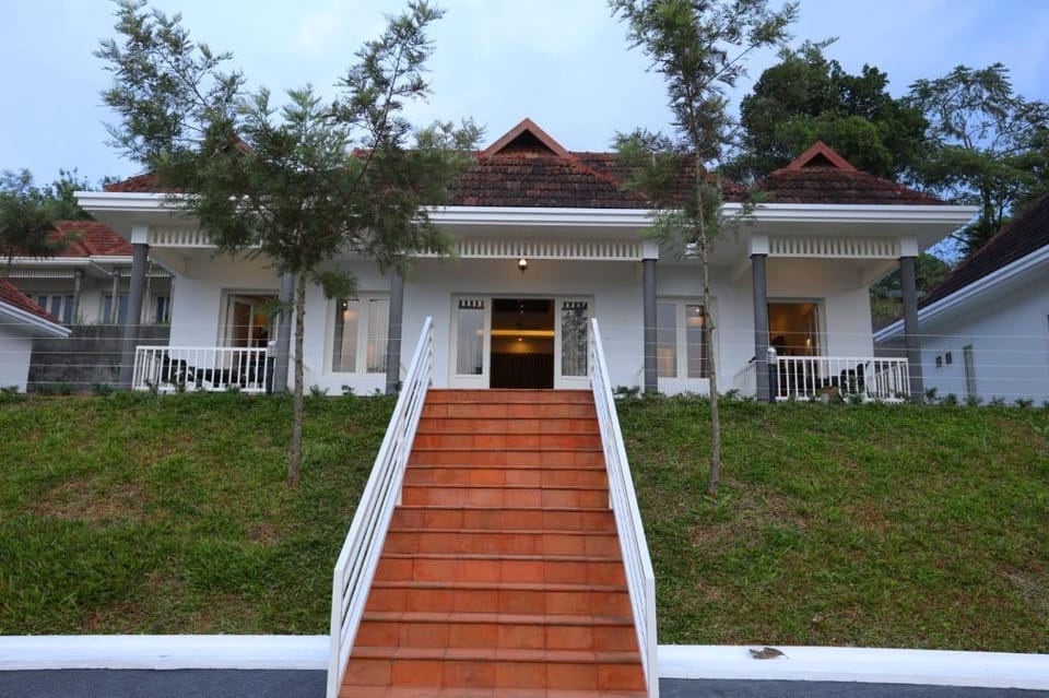 MistAura Resorts  Luxury Villas & Rooms Hotel in Kerala