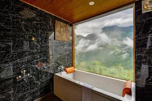 Kaivalya Luxury Retreat Apartment in Himachal Pradesh