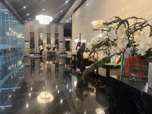 Spacious Makati Elite Air|2BR | Prime w/ City View Apartment in Makati