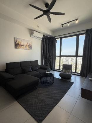 Urban Suites Cozy Home by Twinkle Loft Apartment in George Town