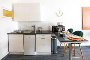 Chaleureux et convivial proche metro A Charpennes Apartment in Villeurbanne