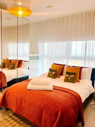 Stylish London Apartment Minutes from Excel & O2 Area Apartment in London