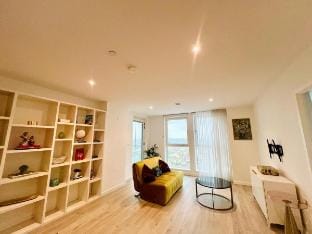 Stylish London Apartment Minutes from Excel & O2 Area Apartment in London