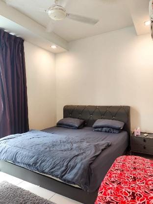 4Pax Pool View @ Central Residence Apartment in Federal Territory of Kuala Lumpur
