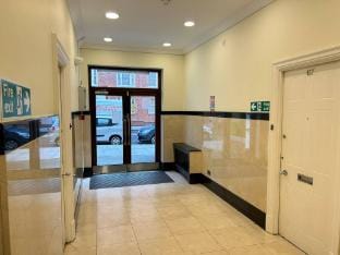 5 Beds flat, 2-Baths Central London Hyde Park F26a Apartment in City of Westminster