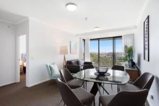 Ocean Street Tranquil Stay in Burleigh Apartment in Burleigh Heads