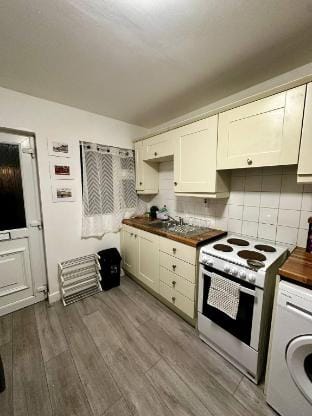 Tranquil Studio Retreat in Dublin 22 with Garden and BBQ Apartment in Dublin