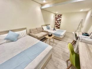 Emei 2C Apartment in Taipei City