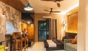 Woodvale at Alpine Villas, Crosswinds Tagaytay Apartment in Tagaytay