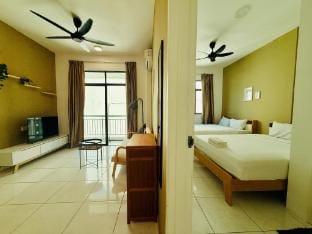 (New)3BR Suite@Qbay mall@Penang airport@9pax@185 Apartment in Bayan Lepas