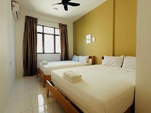 (New)3BR Suite@Qbay mall@Penang airport@9pax@185 Apartment in Bayan Lepas
