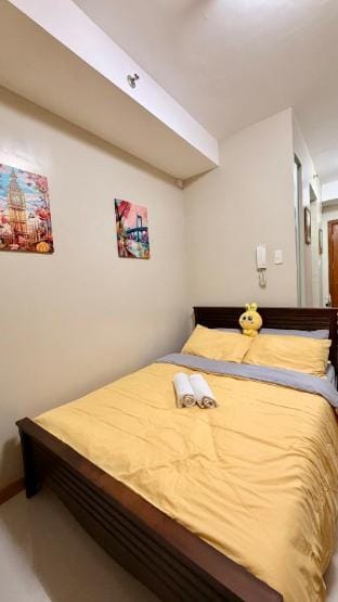 Sunshine Haven & Hue Apartment in Mandaluyong
