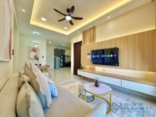 32 Country Garden DangaBay JB | 2BR/4Pax | SeaView Apartment in Johor Bahru