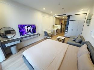 Căn Hộ 1 Phòng Ngủ ICON 40 Hạ Long Apartment in Vietnam
