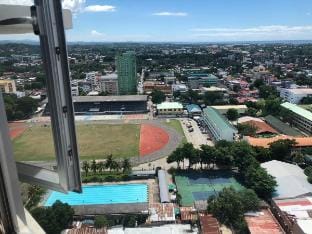 Cute Rustic-Industrial High flr Studio  w/ a View Apartment in Cagayan de Oro