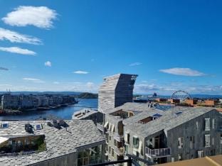 Rest, relax  enjoy centrally at Bjrvika Apartment in Oslo