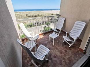 Rooms for 6 People Apartment in Le Barcarès