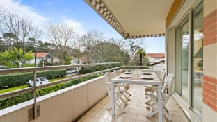 Terrasse & plage à pied – vacances parfaites Apartment in Arcachon