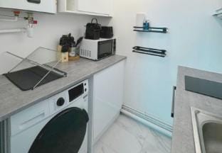 Cozy apartment with living room Puteaux, la Dfense Apartment in Puteaux