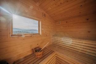 'Goralskie Zacisze' z sauna Chalet in Lesser Poland Voivodeship