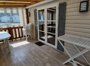 Bungalow  Camping Siblu n329 Vacation rental in Saint-Jean-de-Monts