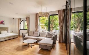 10 Bedroom Villa in Saigon Mystery Area Vacation rental in Ho Chi Minh City
