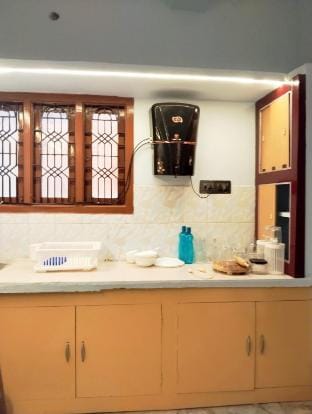 Spacious 2BHK | 4.8 km Rock Beach Side Vacation rental in Puducherry
