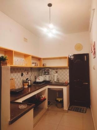 Group-Friendly 6BHK | Ideal 12+ |2.3 km Rock Beach Vacation rental in Puducherry