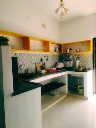 Entire Home 8BHK | 2 km WhiteTown Vacation rental in Puducherry