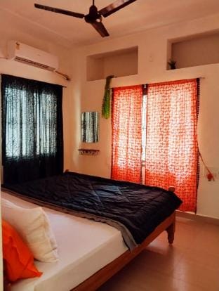 Comfortable 4BHK Full Home | 1.2 km WhiteTown Vacation rental in Puducherry