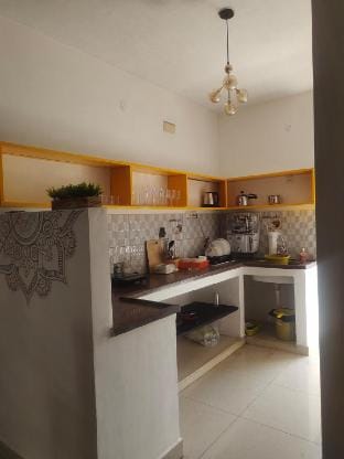 Group-Friendly 4BHK | Ideal 8–11 | 2 km WhiteTown Vacation rental in Puducherry